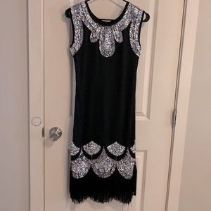 Black 1920s Swing-style Size S Dress